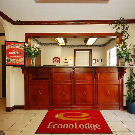 Econo Lodge Russellville Exteriör bild