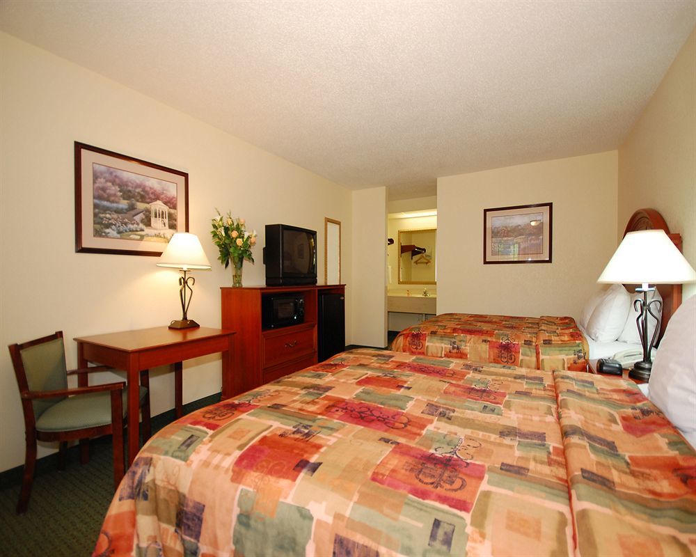 Econo Lodge Russellville Exteriör bild